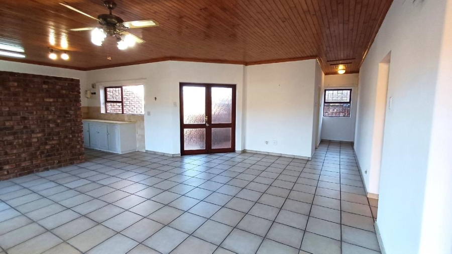 3 Bedroom Property for Sale in Hartenbos Central Western Cape